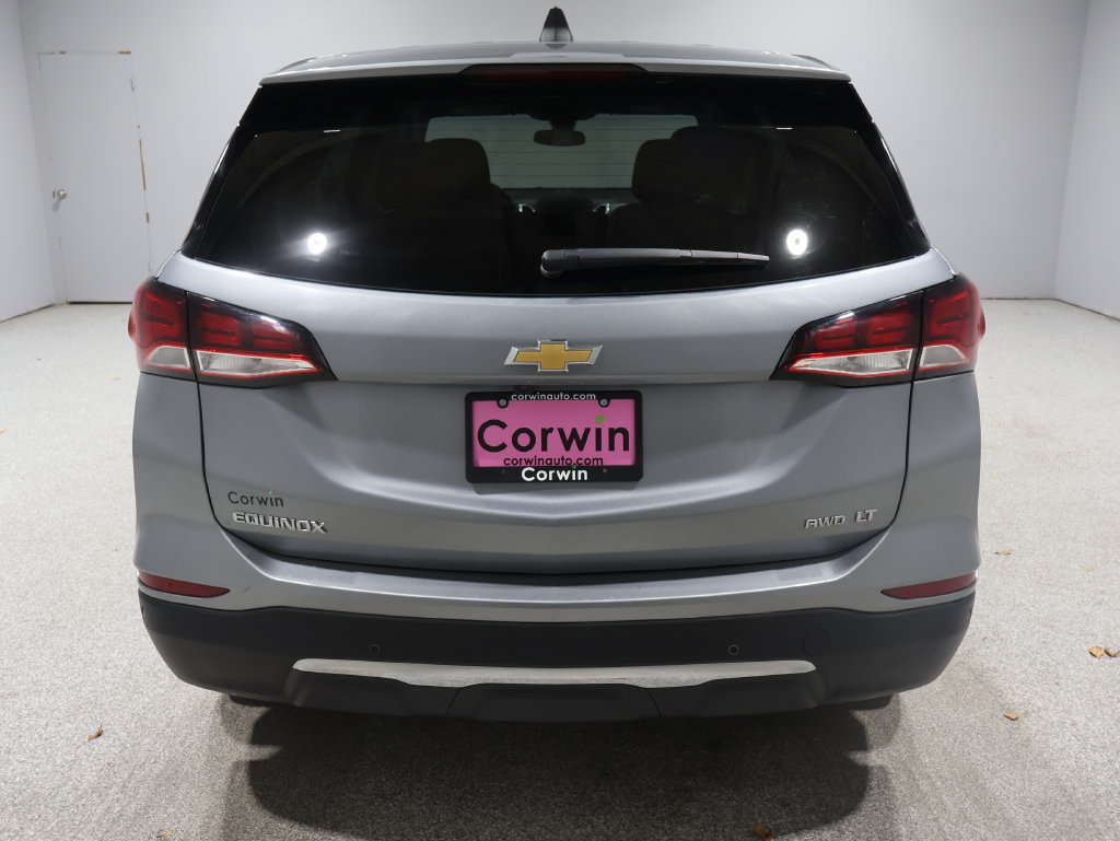 Used 2024 Chevrolet Equinox LT w/ Driver Convenience Package AWD/4WD image 3