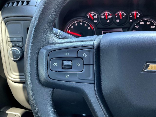 Used 2026 Chevrolet Silverado 1500 Custom RWD image 13