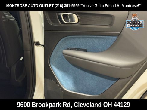 Used 2023 Volvo XC40 Recharge Ultimate w/ Protection Package Premier image 45