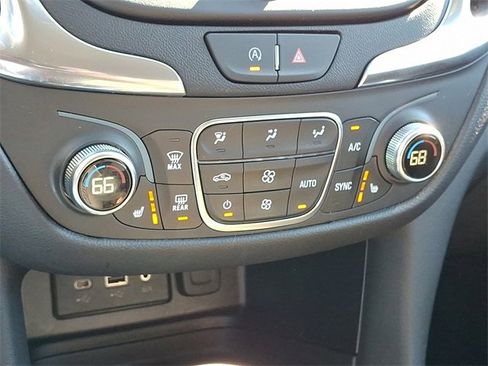 Used 2024 Chevrolet Equinox LT image 15