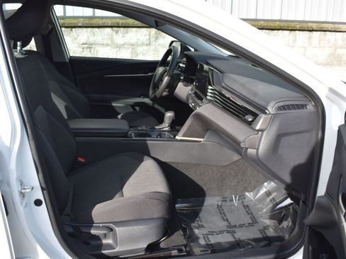 Certified 2025 Toyota Camry LE image 25