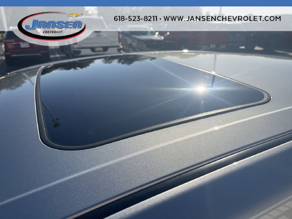 Used 2021 Toyota Avalon Limited w/ Advanced Safety Package FWD image 18