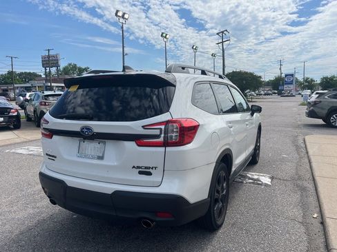 Used 2023 Subaru Ascent Onyx Edition AWD/4WD image 4