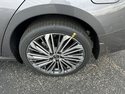 New 2025 Nissan Altima 2.5 SL image 36