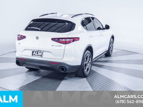 Used 2022 Alfa Romeo Stelvio Sprint image 9