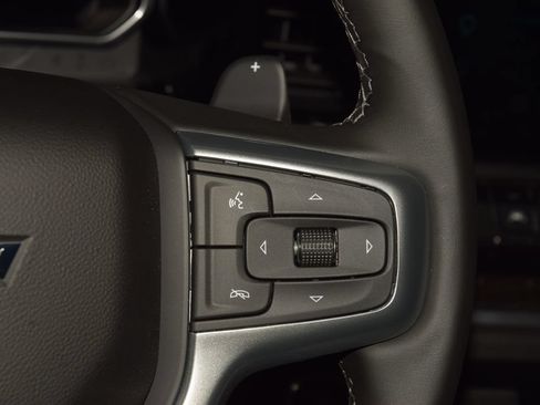 Used 2026 Chevrolet Silverado 1500 RST w/ Dark Appearance Package AWD/4WD image 39