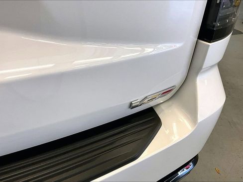 Used 2025 Cadillac Escalade V image 24