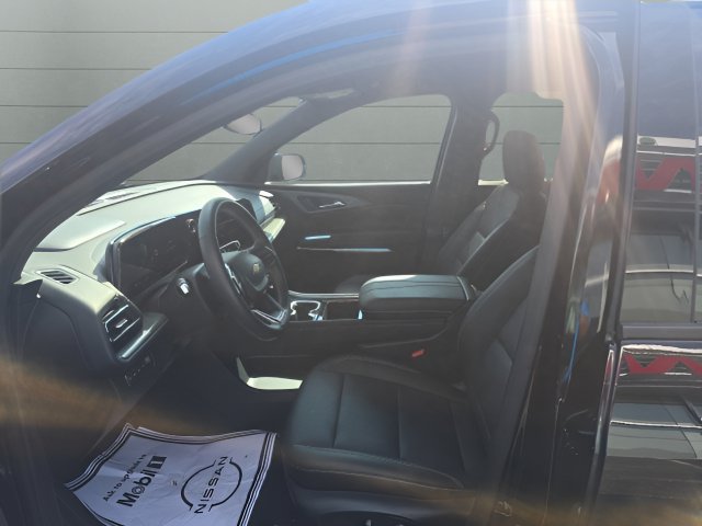 Used 2026 Chevrolet Traverse LT AWD/4WD image 12