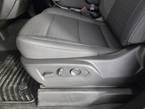 New 2026 Chevrolet Silverado 2500 Custom w/ Custom Value Package AWD/4WD image 25