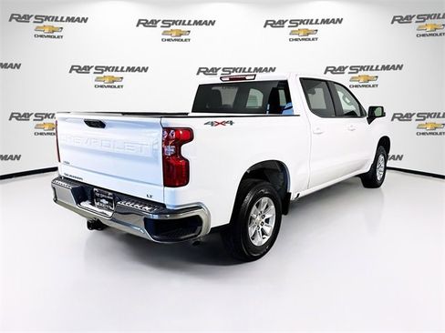 Used 2025 Chevrolet Silverado 1500 LT image 7