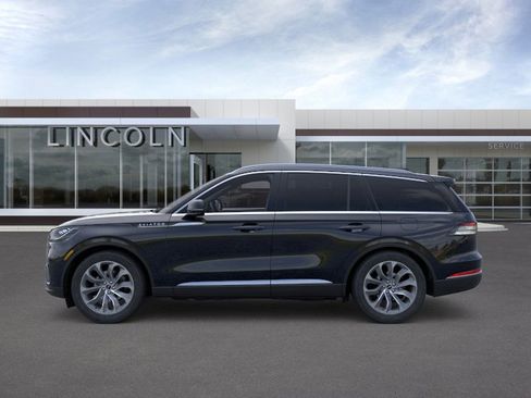 New 2026 Lincoln Aviator Reserve w/ Luxury Package image 3