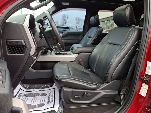 Used 2019 Ford F150 Lariat image 14