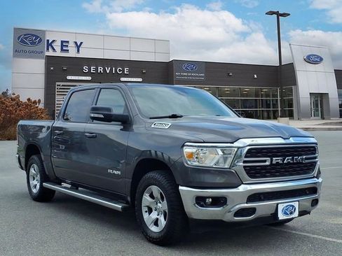 Used 2022 RAM 1500 Big Horn AWD/4WD image 3