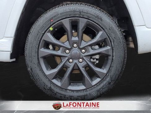 New 2026 Jeep Grand Cherokee Limited image 34