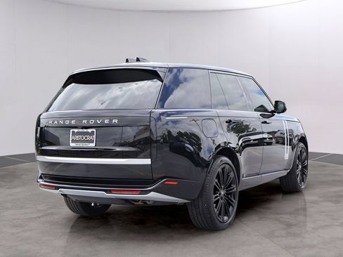 Certified 2025 Land Rover Range Rover Autobiography AWD/4WD image 7
