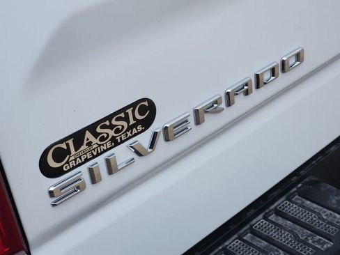 New 2026 Chevrolet Silverado 1500 W/T AWD/4WD image 9