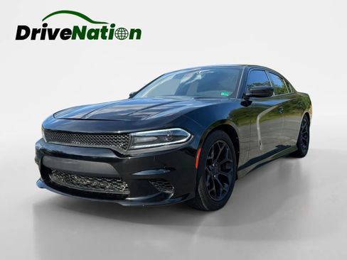 Used 2019 Dodge Charger R/T RWD image 1