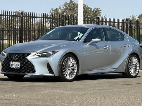 Used 2023 Lexus IS 300 w/ Premium Package RWD image 10
