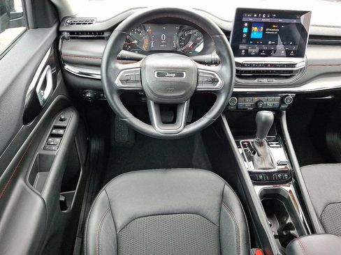 Certified 2022 Jeep Compass Trailhawk w/ Trailhawk Convenience Group AWD/4WD image 11
