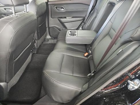 Used 2021 Nissan Rogue SL AWD/4WD image 4