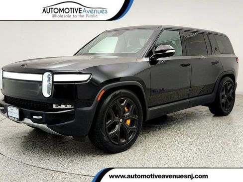 Used 2023 Rivian R1S Adventure AWD/4WD image 1