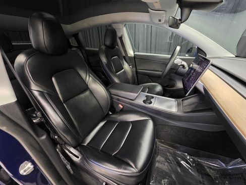 Used 2021 Tesla Model Y Long Range image 29