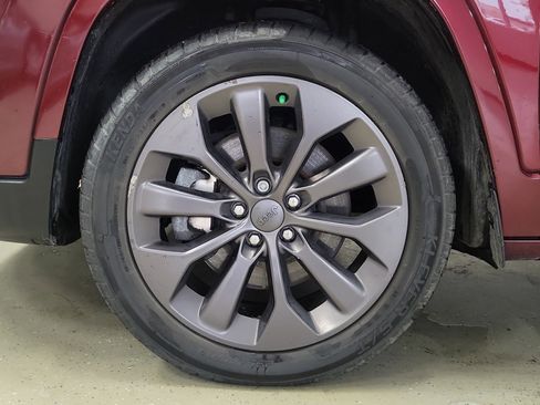 Used 2020 Jeep Cherokee High Altitude image 6