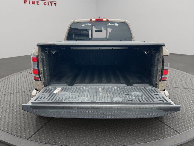 Used 2022 Nissan Frontier PRO-4X w/ Pro-4X Premium Package AWD/4WD image 26