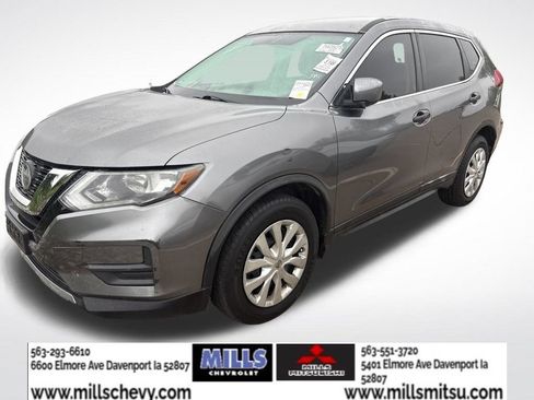 Used 2018 Nissan Rogue S FWD image 1