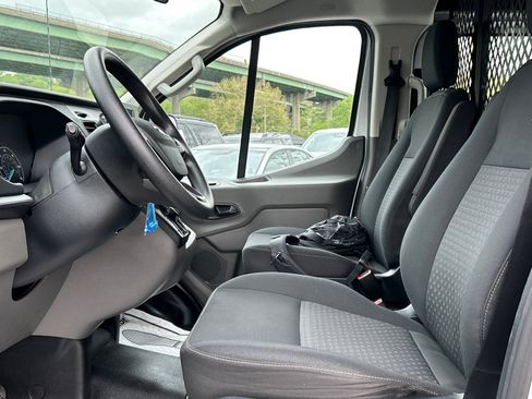 Used 2023 Ford Transit 250 Low Roof w/ Exterior Upgrade Package RWD image 6