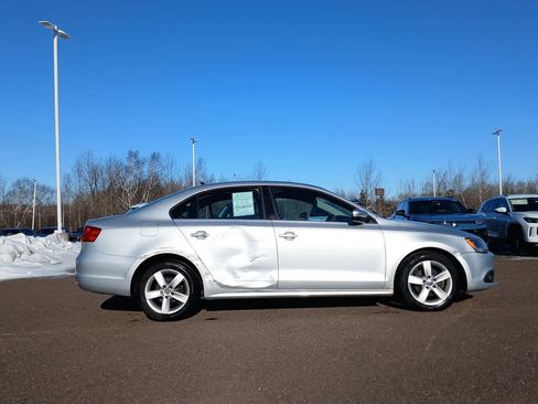 Used 2011 Volkswagen Jetta TDI image 6