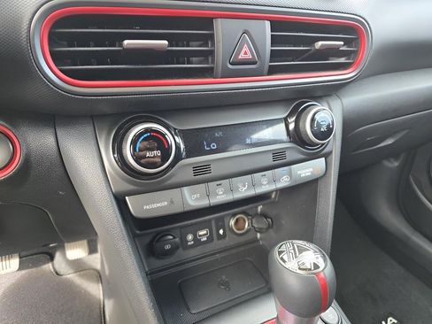 Used 2019 Hyundai Kona Ultimate image 22