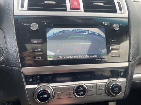 Used 2017 Subaru Outback 2.5i Limited image 19