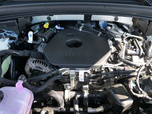 New 2026 Jeep Grand Cherokee Limited w/ Limited Altitude Package image 23