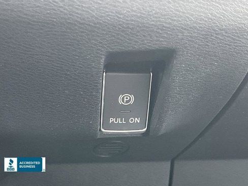 Certified 2024 Nissan Ariya FWD image 6