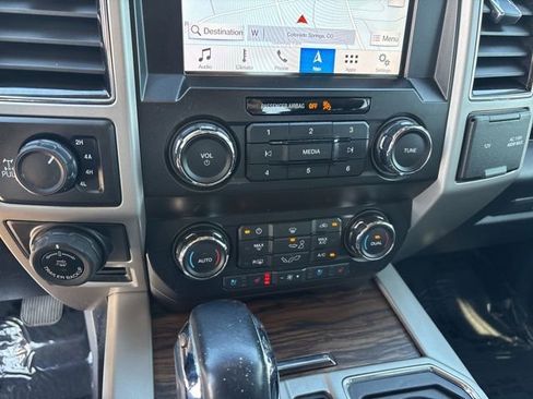 Used 2019 Ford F150 Lariat AWD/4WD image 16