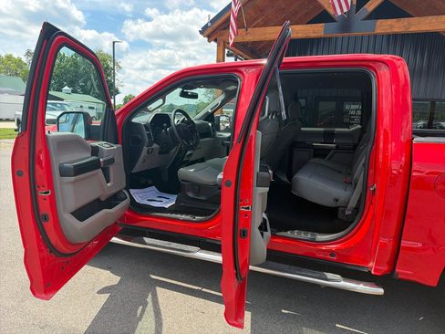 Used 2019 Ford F150 XLT AWD/4WD image 7