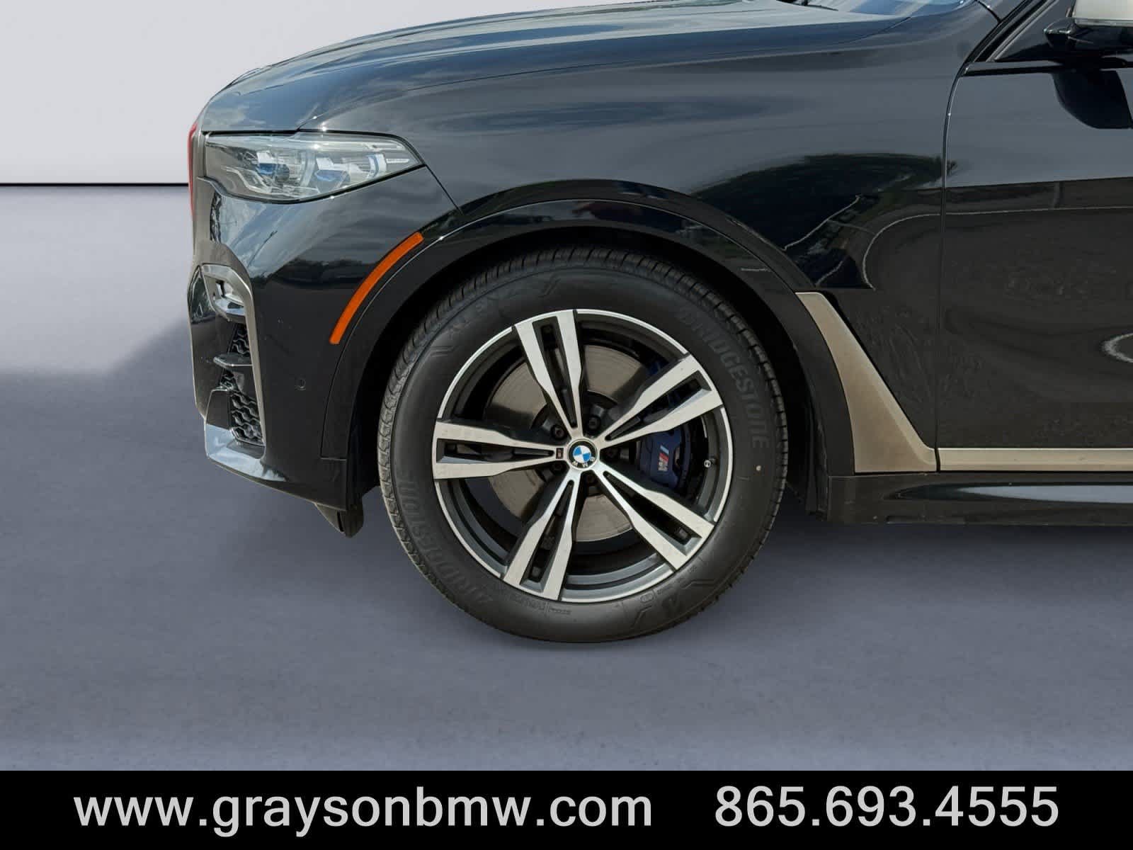 Used 2022 BMW X7 M50i w/ Luxury Seating Package AWD/4WD image 9