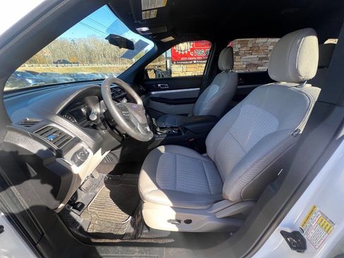 Used 2018 Ford Explorer 4WD image 17