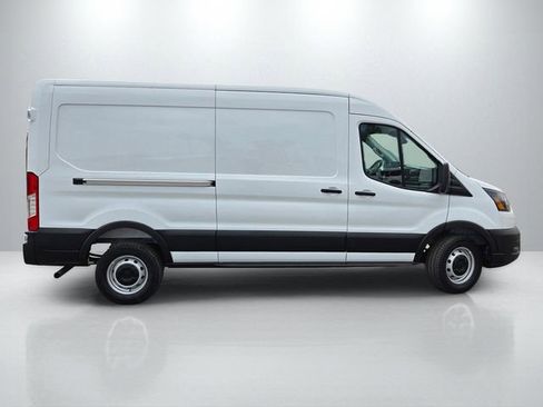 New 2026 Ford Transit 250 148 Medium Roof RWD image 3