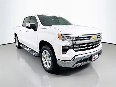 Used 2024 Chevrolet Silverado 1500 LTZ AWD/4WD image 3