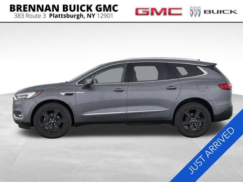 Certified 2021 Buick Enclave Essence w/ Sound and Sites Package AWD/4WD image 2
