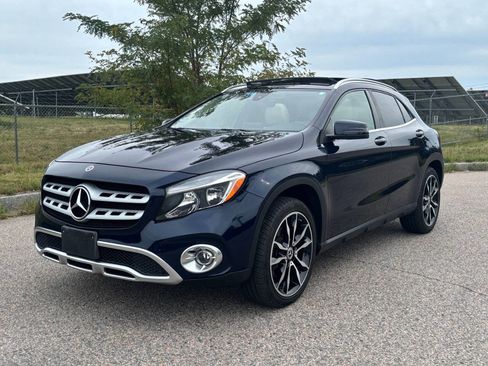 Used 2018 Mercedes-Benz GLA 250 4MATIC image 1