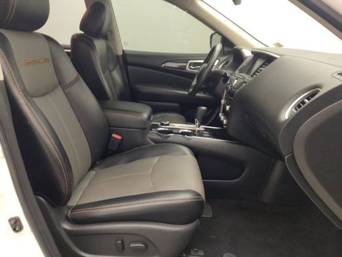 Used 2019 Nissan Pathfinder SL w/ Rock Creek Edition AWD/4WD image 21