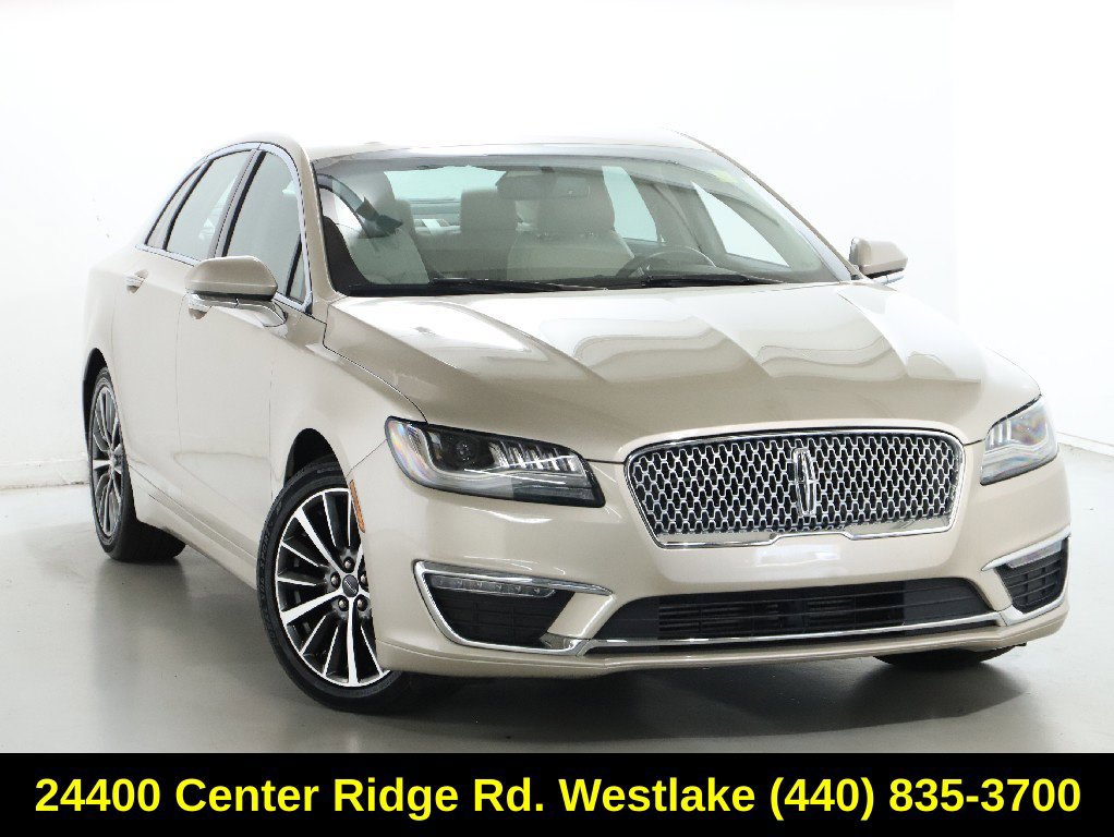 Used 2017 Lincoln MKZ Premiere FWD image 2