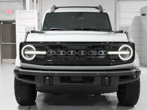 Used 2022 Ford Bronco Outer Banks AWD/4WD image 14