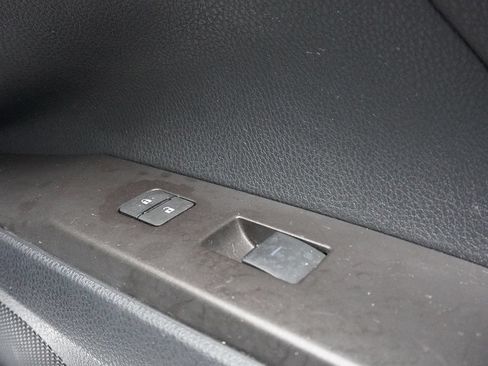 Used 2022 Toyota Camry SE w/ Convenience Package FWD image 25