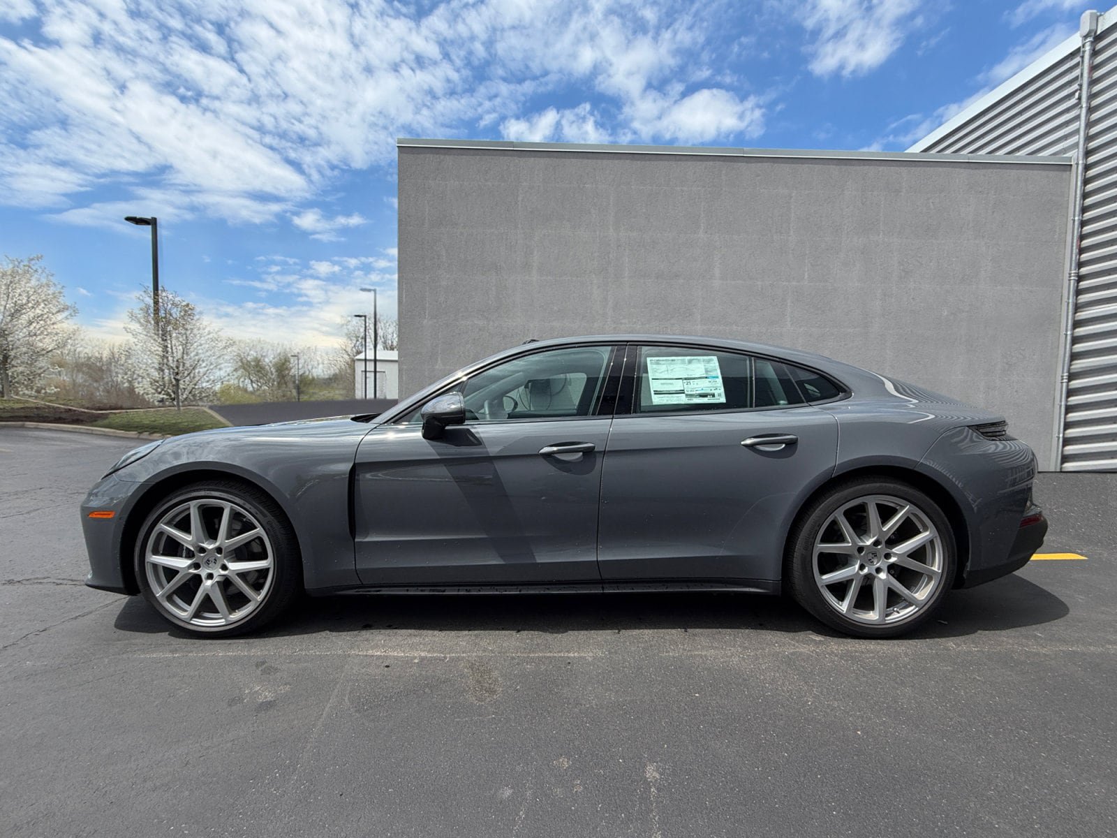 New 2026 Porsche Panamera 4 AWD/4WD image 2
