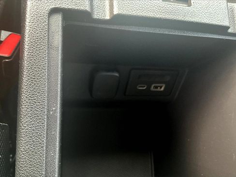 Used 2023 Chevrolet Blazer RS image 31