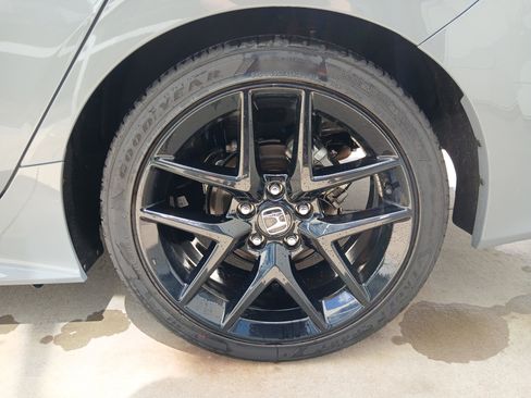 Used 2026 Honda Civic Sport image 16